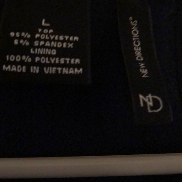 New Directions Tunic - Picture 2 of 3